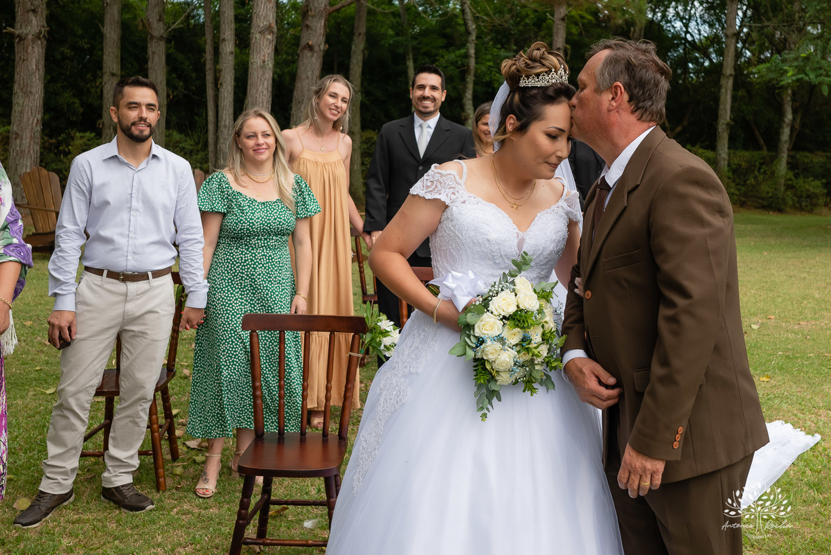Flávia e Cristiano – Casamento – Casamento Ar Livre – Charqueada Boa Vista – Ar Livre – Campo – Felicidade – Amor – Fotografia de Casamento – Juntos – Amanhecer – Dia Especial – Vida – Celebração – Intimo – Luterano – Antonio Rocha Fotografias – Pelotas