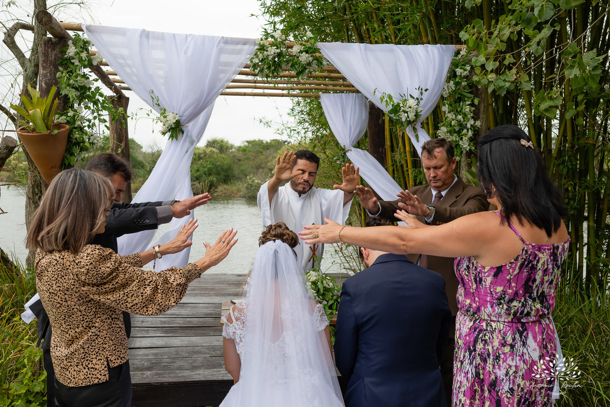Flávia e Cristiano – Casamento – Casamento Ar Livre – Charqueada Boa Vista – Ar Livre – Campo – Felicidade – Amor – Fotografia de Casamento – Juntos – Amanhecer – Dia Especial – Vida – Celebração – Intimo – Luterano – Antonio Rocha Fotografias – Pelotas