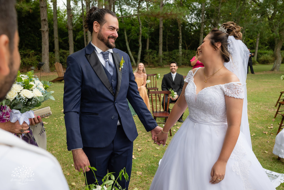 Flávia e Cristiano – Casamento – Casamento Ar Livre – Charqueada Boa Vista – Ar Livre – Campo – Felicidade – Amor – Fotografia de Casamento – Juntos – Amanhecer – Dia Especial – Vida – Celebração – Intimo – Luterano – Antonio Rocha Fotografias – Pelotas