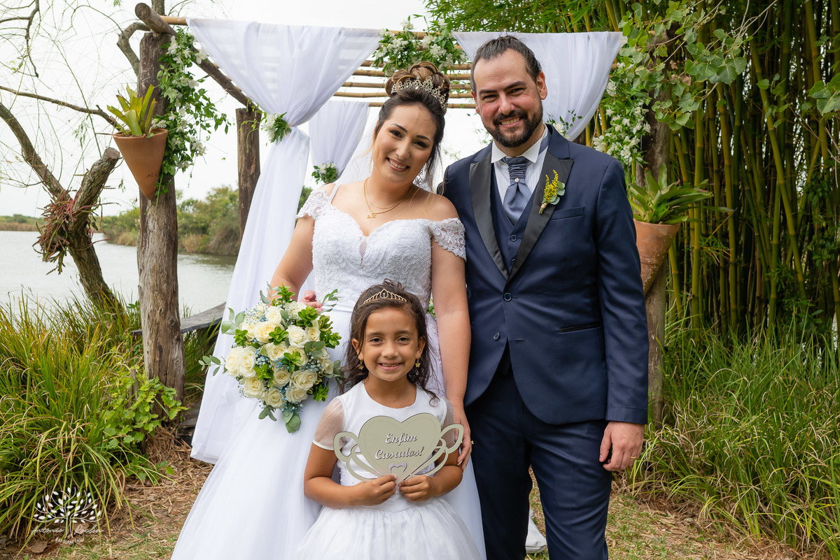 Flávia e Cristiano – Casamento – Casamento Ar Livre – Charqueada Boa Vista – Ar Livre – Campo – Felicidade – Amor – Fotografia de Casamento – Juntos – Amanhecer – Dia Especial – Vida – Celebração – Intimo – Luterano – Antonio Rocha Fotografias – Pelotas