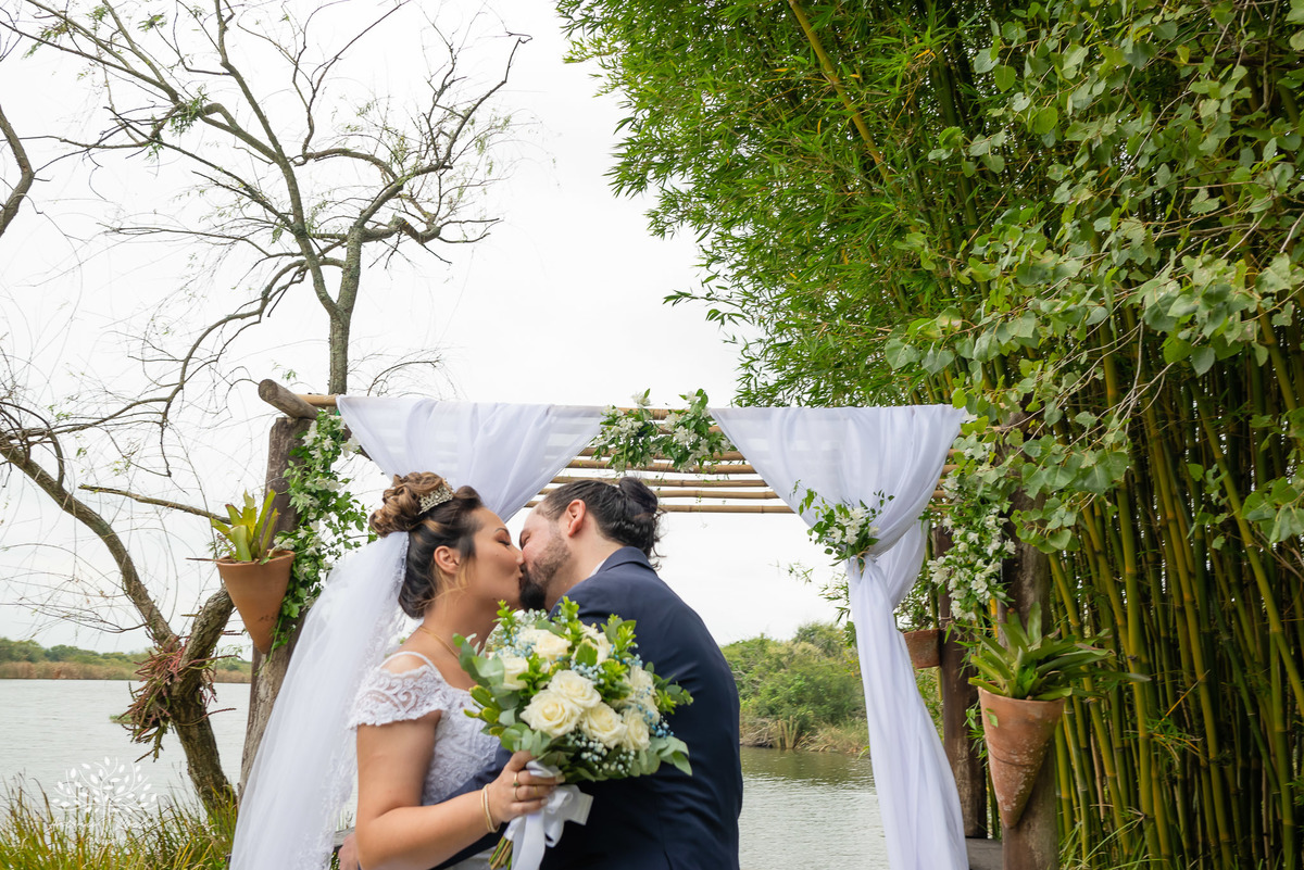 Flávia e Cristiano – Casamento – Casamento Ar Livre – Charqueada Boa Vista – Ar Livre – Campo – Felicidade – Amor – Fotografia de Casamento – Juntos – Amanhecer – Dia Especial – Vida – Celebração – Intimo – Luterano – Antonio Rocha Fotografias – Pelotas