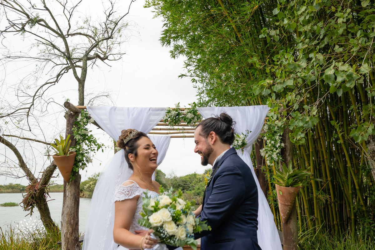 Flávia e Cristiano – Casamento – Casamento Ar Livre – Charqueada Boa Vista – Ar Livre – Campo – Felicidade – Amor – Fotografia de Casamento – Juntos – Amanhecer – Dia Especial – Vida – Celebração – Intimo – Luterano – Antonio Rocha Fotografias – Pelotas