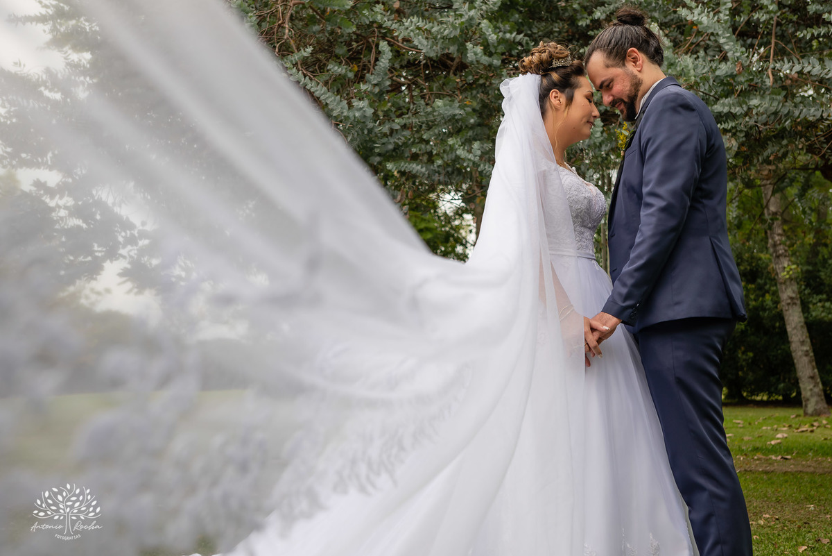 Flávia e Cristiano – Casamento – Casamento Ar Livre – Charqueada Boa Vista – Ar Livre – Campo – Felicidade – Amor – Fotografia de Casamento – Juntos – Amanhecer – Dia Especial – Vida – Celebração – Intimo – Luterano – Antonio Rocha Fotografias – Pelotas