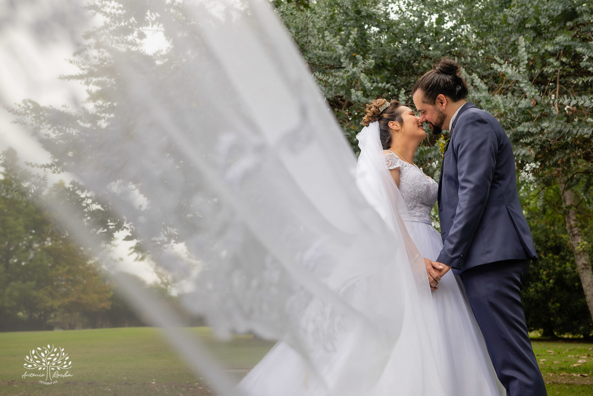 Flávia e Cristiano – Casamento – Casamento Ar Livre – Charqueada Boa Vista – Ar Livre – Campo – Felicidade – Amor – Fotografia de Casamento – Juntos – Amanhecer – Dia Especial – Vida – Celebração – Intimo – Luterano – Antonio Rocha Fotografias – Pelotas