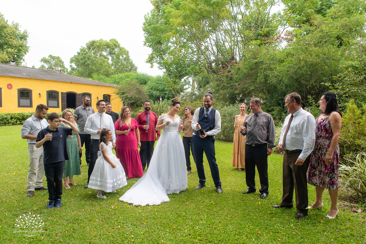 Flávia e Cristiano – Casamento – Casamento Ar Livre – Charqueada Boa Vista – Ar Livre – Campo – Felicidade – Amor – Fotografia de Casamento – Juntos – Amanhecer – Dia Especial – Vida – Celebração – Intimo – Luterano – Antonio Rocha Fotografias – Pelotas