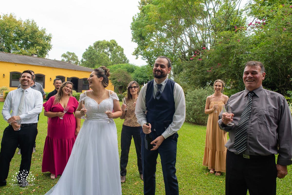Flávia e Cristiano – Casamento – Casamento Ar Livre – Charqueada Boa Vista – Ar Livre – Campo – Felicidade – Amor – Fotografia de Casamento – Juntos – Amanhecer – Dia Especial – Vida – Celebração – Intimo – Luterano – Antonio Rocha Fotografias – Pelotas