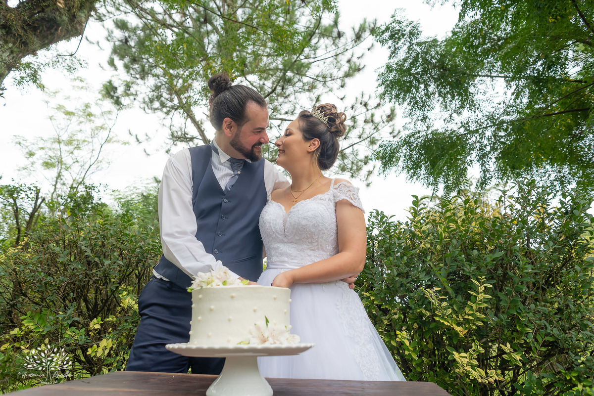 Flávia e Cristiano – Casamento – Casamento Ar Livre – Charqueada Boa Vista – Ar Livre – Campo – Felicidade – Amor – Fotografia de Casamento – Juntos – Amanhecer – Dia Especial – Vida – Celebração – Intimo – Luterano – Antonio Rocha Fotografias – Pelotas