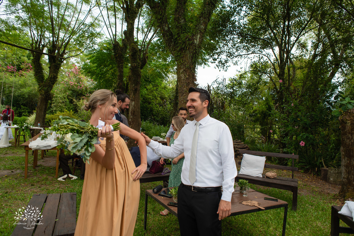 Flávia e Cristiano – Casamento – Casamento Ar Livre – Charqueada Boa Vista – Ar Livre – Campo – Felicidade – Amor – Fotografia de Casamento – Juntos – Amanhecer – Dia Especial – Vida – Celebração – Intimo – Luterano – Antonio Rocha Fotografias – Pelotas