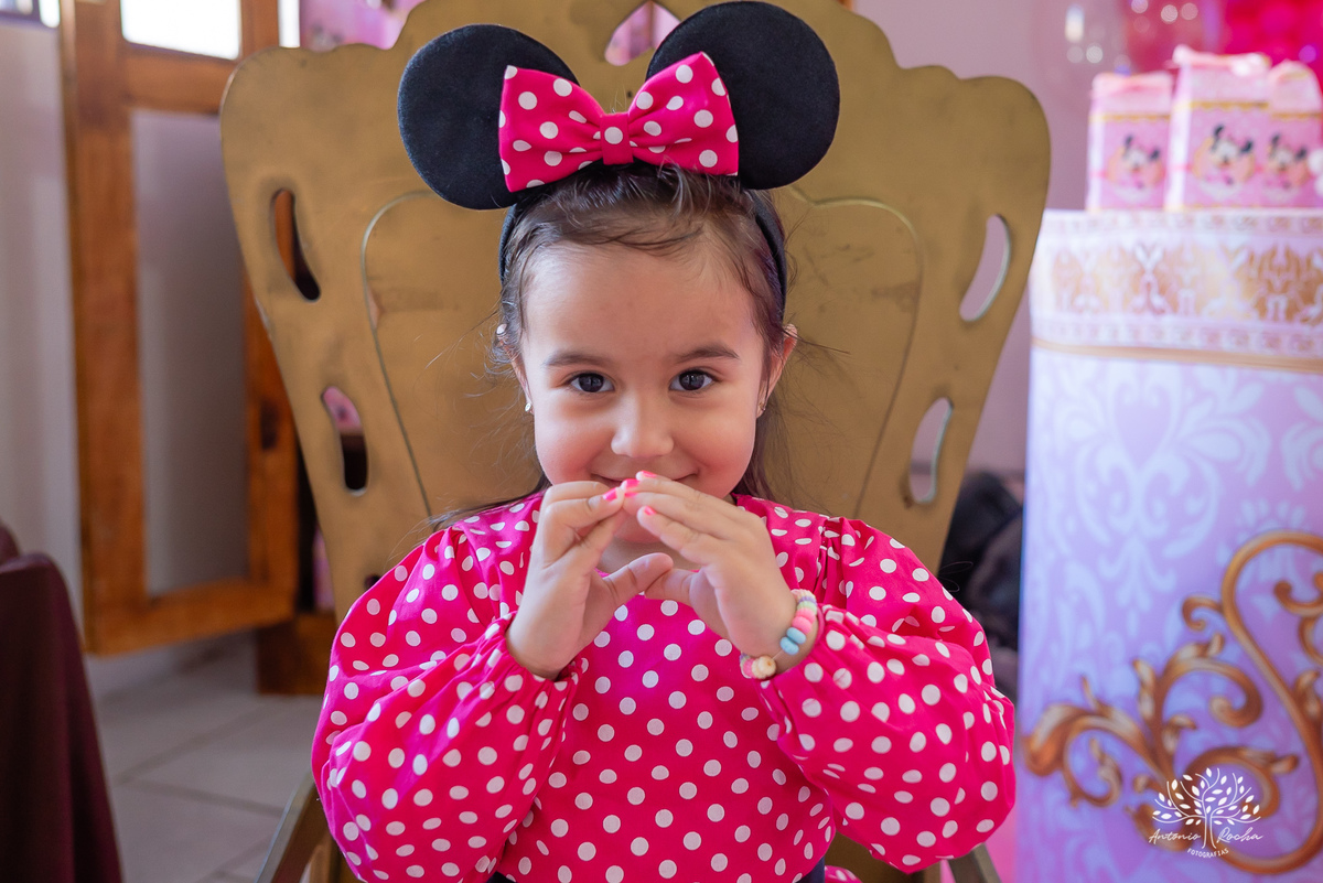 Lara – Ariane e Fábio = Lara – Big Fest – Minie – Lara 3 Anos – Infantil – Criança – Festa Infantil – Felicidade – Amor – Vida – Pelotas – Antonio Rocha Fotografias – Família Linda – Fotografia de Família – 3 Anos – Sorrisos – Carinho – Crescer – Simpatia