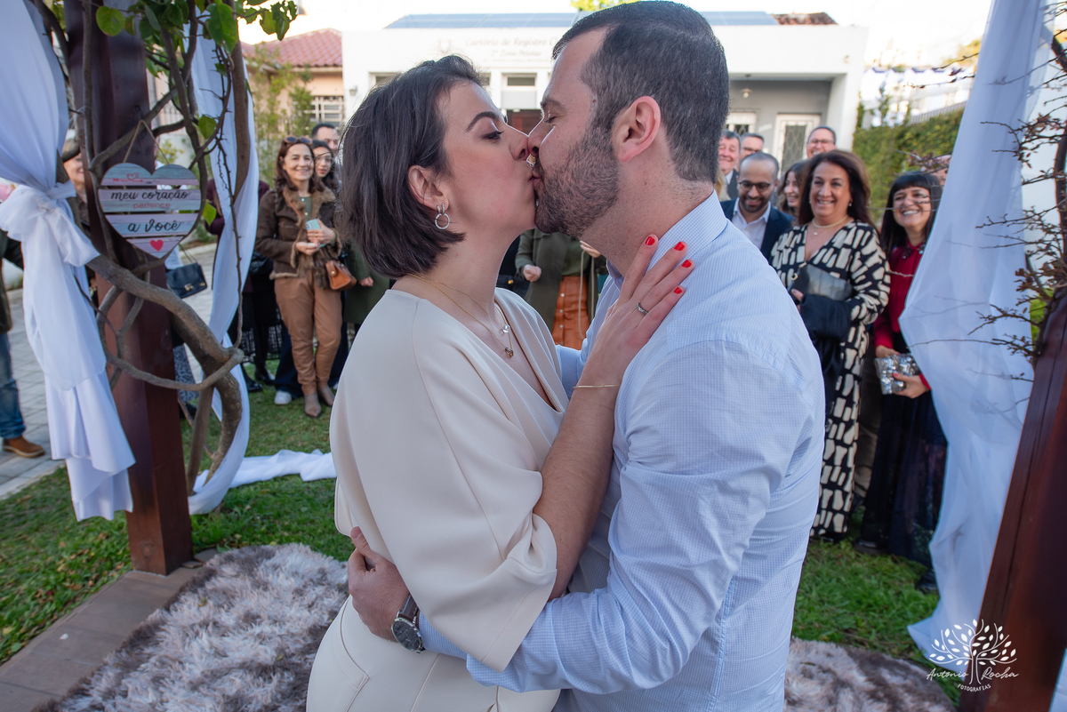 Vitória e Diogo – Casamento – Casamento Civil – Ensaio – Recepção – Casamento Íntimo – Porto – Cartório – Pôr do Sol – Antonio Rocha Fotografias – Pelotas – Fotografia de Casamento – Amor – Juntos – Oito Anos – Família – Amigos – Felicidade - Heineken