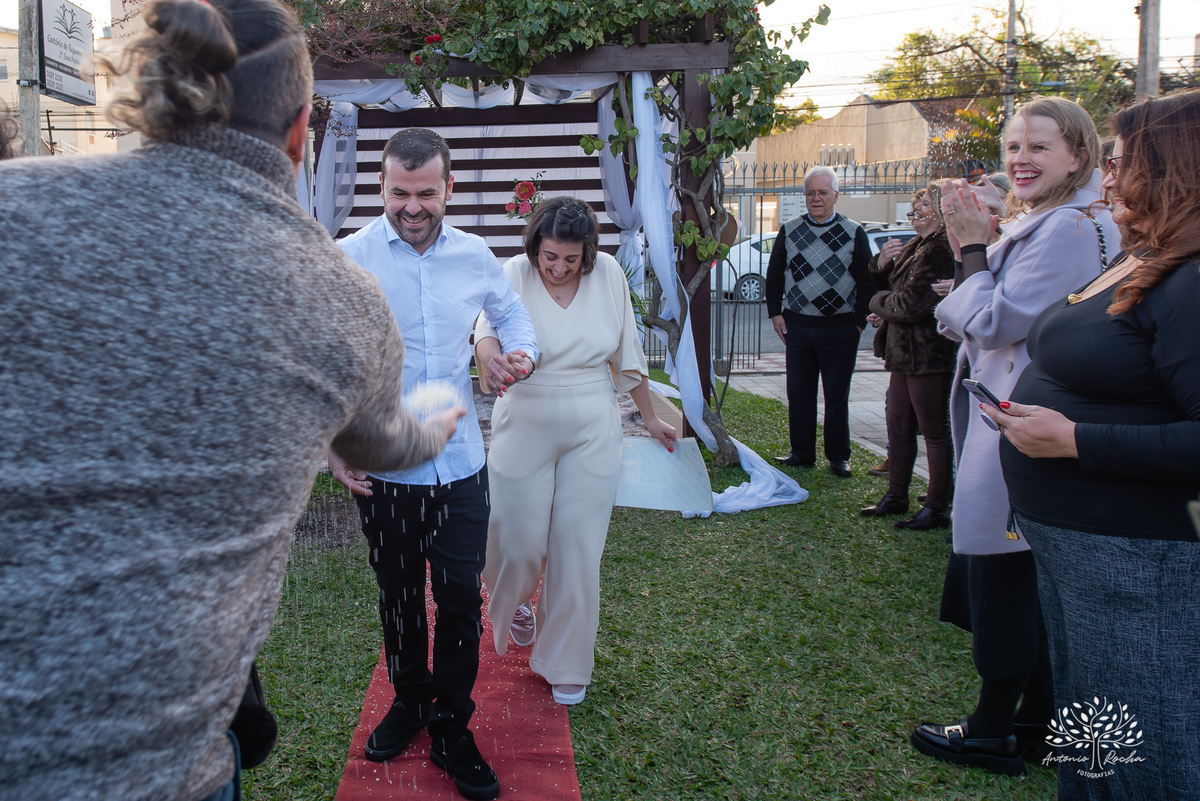 Vitória e Diogo – Casamento – Casamento Civil – Ensaio – Recepção – Casamento Íntimo – Porto – Cartório – Pôr do Sol – Antonio Rocha Fotografias – Pelotas – Fotografia de Casamento – Amor – Juntos – Oito Anos – Família – Amigos – Felicidade - Heineken