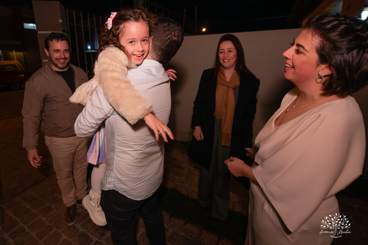 Vitória e Diogo – Casamento – Casamento Civil – Ensaio – Recepção – Casamento Íntimo – Porto – Cartório – Pôr do Sol – Antonio Rocha Fotografias – Pelotas – Fotografia de Casamento – Amor – Juntos – Oito Anos – Família – Amigos – Felicidade - Heineken