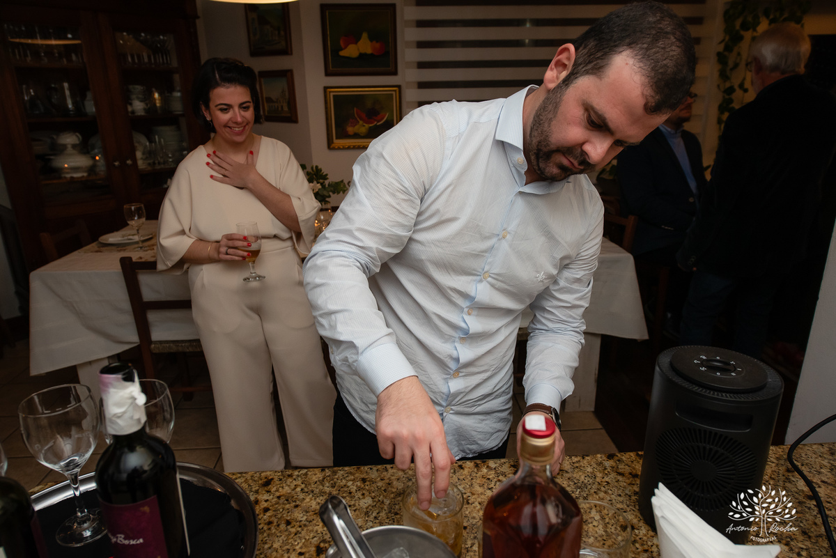 Vitória e Diogo – Casamento – Casamento Civil – Ensaio – Recepção – Casamento Íntimo – Porto – Cartório – Pôr do Sol – Antonio Rocha Fotografias – Pelotas – Fotografia de Casamento – Amor – Juntos – Oito Anos – Família – Amigos – Felicidade - Heineken