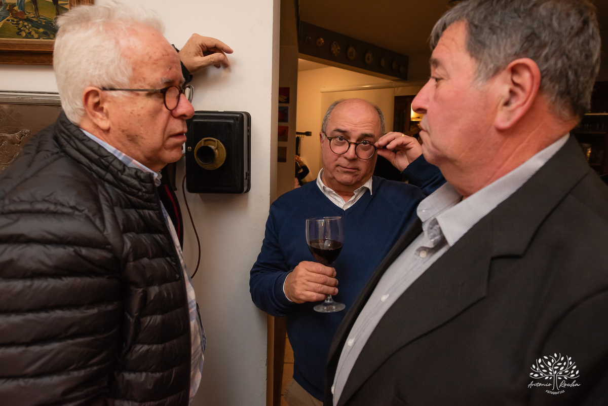 Vitória e Diogo – Casamento – Casamento Civil – Ensaio – Recepção – Casamento Íntimo – Porto – Cartório – Pôr do Sol – Antonio Rocha Fotografias – Pelotas – Fotografia de Casamento – Amor – Juntos – Oito Anos – Família – Amigos – Felicidade - Heineken