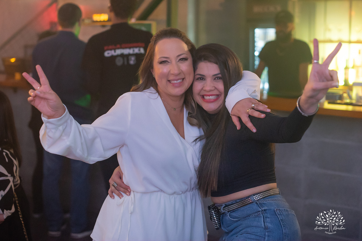 Michelle – Michelle 40 Anos – Quarenta Anos – 40 Anos – Bloco – Pelotas/RS – Festejar – Festa de 40 Anos – Michelle Tavares – Família – Amigos – Comemorar – Amizade – Noite Especial – Antonio Rocha Fotografias – Filhos – Boa música – CTG – Beach Tennis