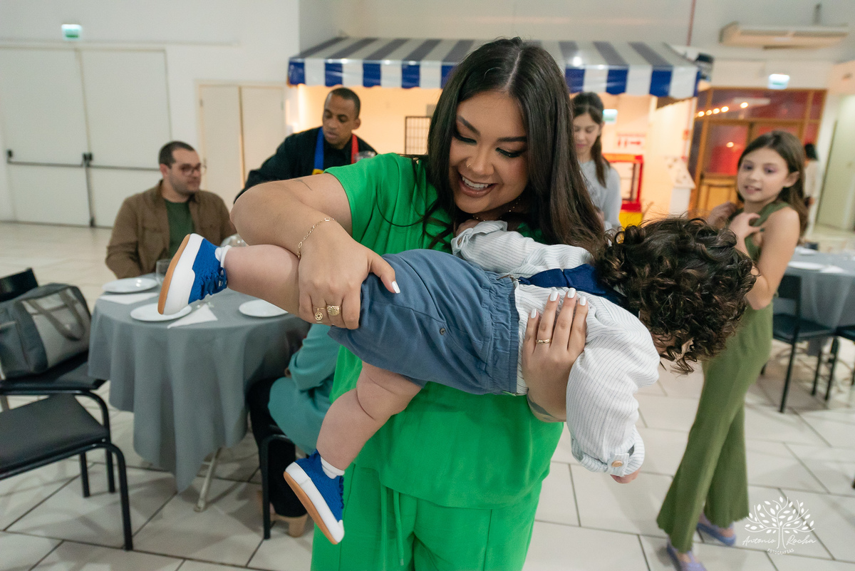 Vitorio – Primeiro Aninho - Vitorio 1 ano - Caroline e Mauricio – Cliff Kids – Circo –– Festa Infantil  – Parabéns – Família – Irmã – Fotografia de Família – Criança – Alegria – Amor – Dia Especial – Aniversário - Antonio Rocha Fotografias – Pelotas