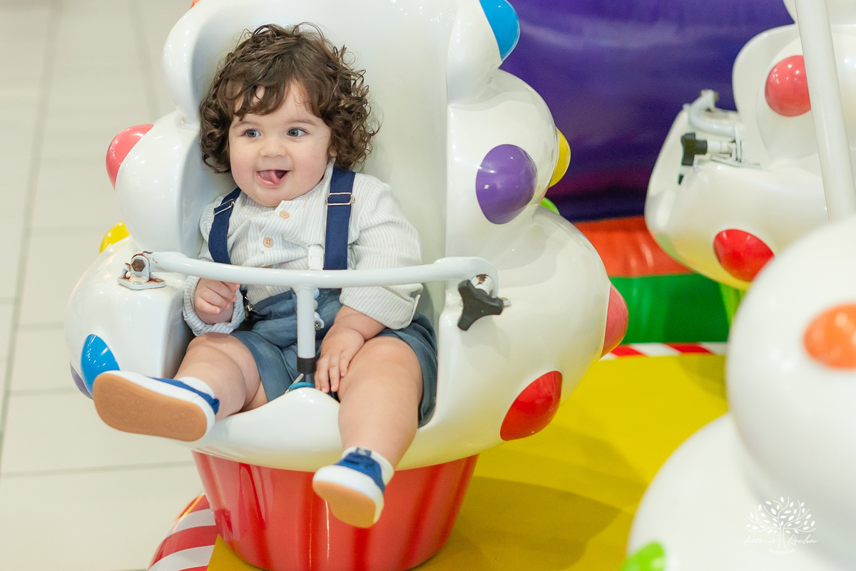 Vitorio – Primeiro Aninho - Vitorio 1 ano - Caroline e Mauricio – Cliff Kids – Circo –– Festa Infantil  – Parabéns – Família – Irmã – Fotografia de Família – Criança – Alegria – Amor – Dia Especial – Aniversário - Antonio Rocha Fotografias – Pelotas