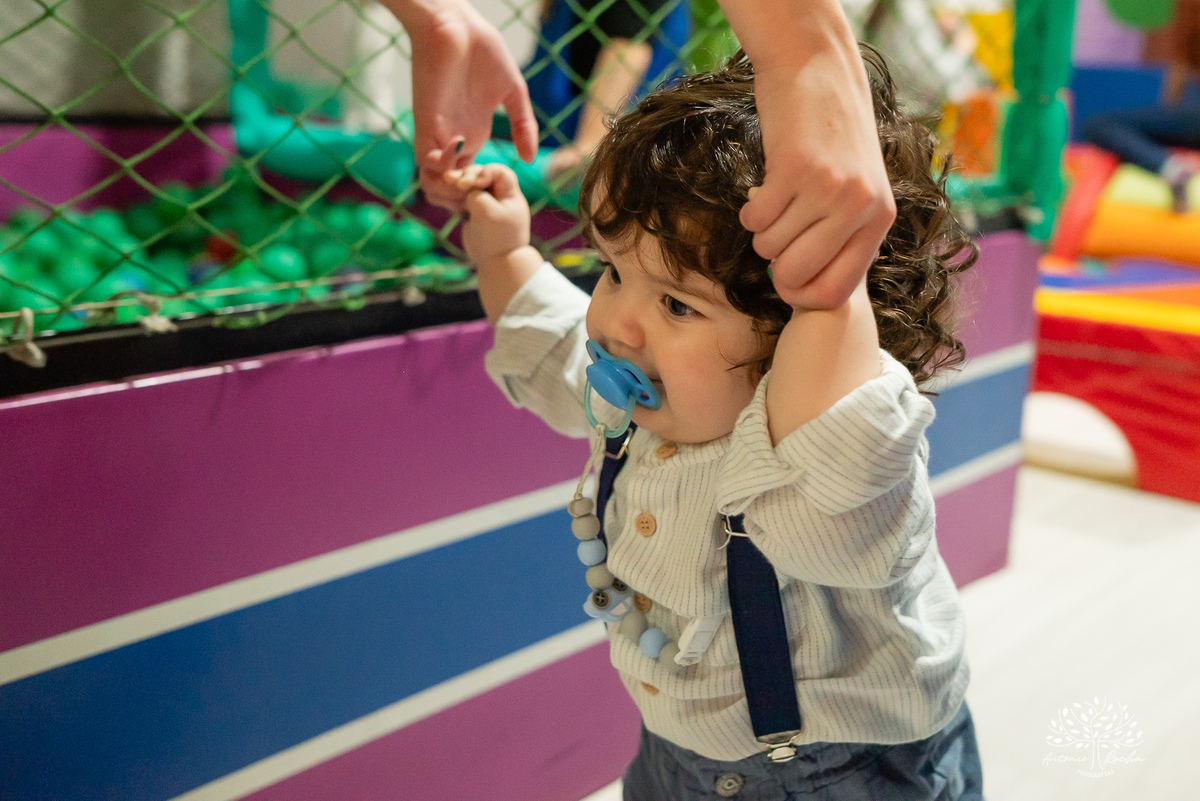 Vitorio – Primeiro Aninho - Vitorio 1 ano - Caroline e Mauricio – Cliff Kids – Circo –– Festa Infantil  – Parabéns – Família – Irmã – Fotografia de Família – Criança – Alegria – Amor – Dia Especial – Aniversário - Antonio Rocha Fotografias – Pelotas