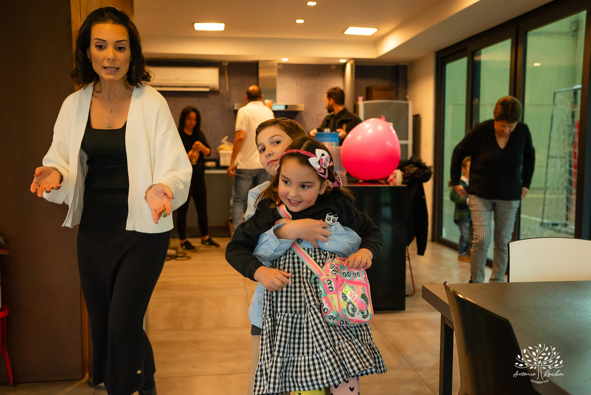 Sofia – 4 anos – Paloma – Vinicius – Lucas - Veredas – Altos do Laranjal - Festa Infantil  – Parabéns – Família – Fotografia de Família – Felicidade – Criança – Alegria – Amor – Dia Especial – Aniversário - Antonio Rocha Fotografias – Pelotas