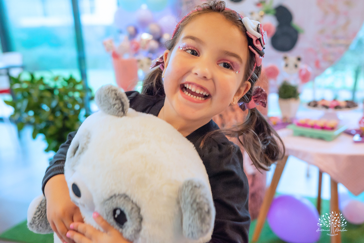 Sofia – 4 anos – Paloma – Vinicius – Lucas - Veredas – Altos do Laranjal - Festa Infantil  – Parabéns – Família – Fotografia de Família – Felicidade – Criança – Alegria – Amor – Dia Especial – Aniversário - Antonio Rocha Fotografias – Pelotas