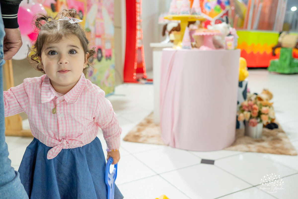 Callie – Lincoln -Adriana – Tio Guigui – Criança Feliz – Fotografia de Família – docinhos - Parrabéns – Antonio Rocha Fotografias – Pelotas
