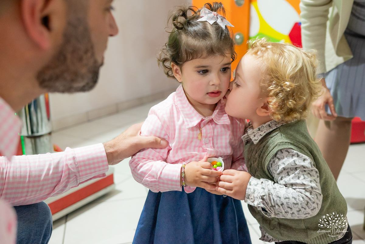Callie – Lincoln -Adriana – Tio Guigui – Criança Feliz – Fotografia de Família – docinhos - Parrabéns – Antonio Rocha Fotografias – Pelotas