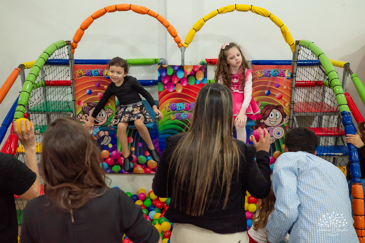 Alice – 6 Anos – Aloisio – Marilene – Mari – Loly Pop  – Criança Feliz – Patrulha Canina – Sky – Alaska - Fotografia de Família – Docinhos - Parabéns – Antonio Rocha Fotografias – PelotasAlice – 6 Anos – Aloisio – Marilene – Mari – Loly Pop  – Criança Fel