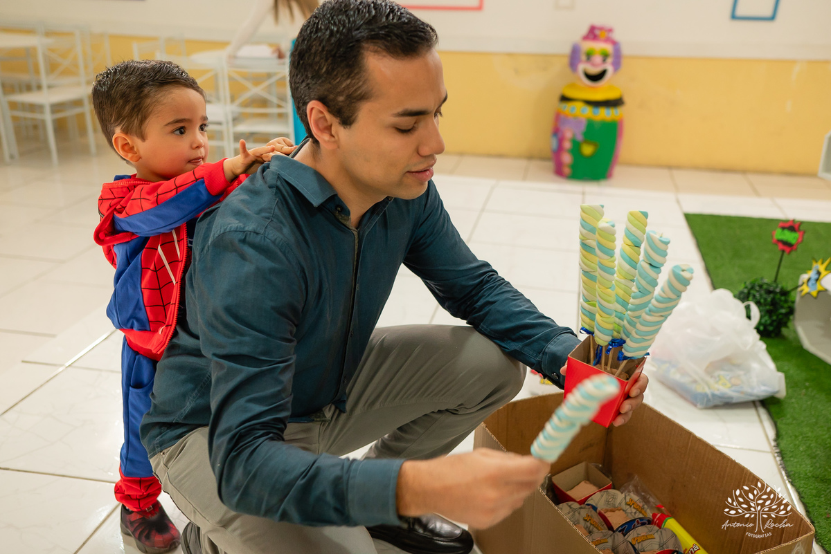 Gustavo – Gustavo 3 Anos – Ricardo – Samantha - Criança Feliz – Fotografia de Família – Homem Aranha – Fest Club - Parabéns – Antonio Rocha Fotografias – Pelotas 