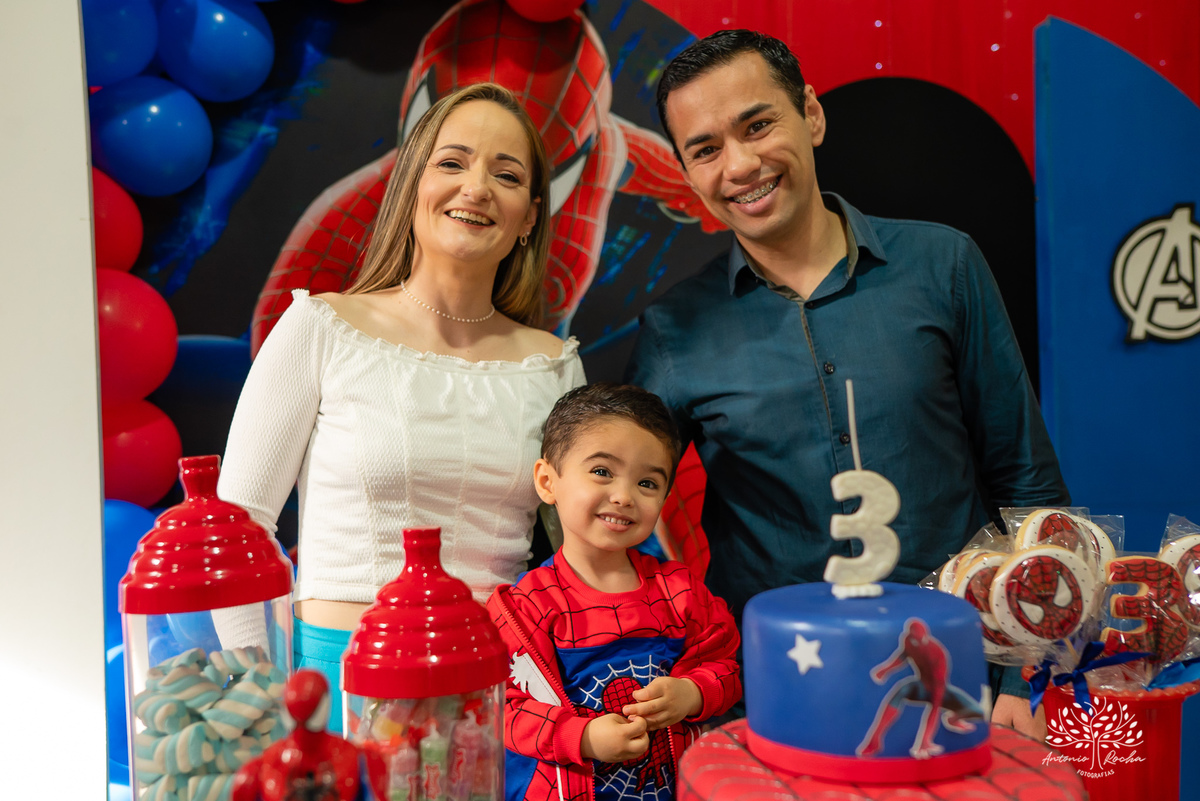 Gustavo – Gustavo 3 Anos – Ricardo – Samantha - Criança Feliz – Fotografia de Família – Homem Aranha – Fest Club - Parabéns – Antonio Rocha Fotografias – Pelotas 
