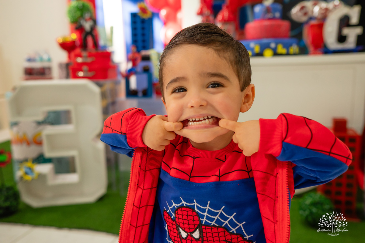 Gustavo – Gustavo 3 Anos – Ricardo – Samantha - Criança Feliz – Fotografia de Família – Homem Aranha – Fest Club - Parabéns – Antonio Rocha Fotografias – Pelotas 