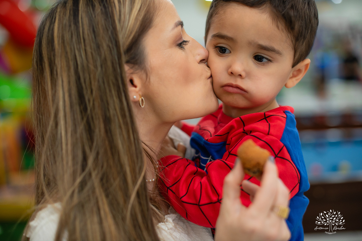 Gustavo – Gustavo 3 Anos – Ricardo – Samantha - Criança Feliz – Fotografia de Família – Homem Aranha – Fest Club - Parabéns – Antonio Rocha Fotografias – Pelotas 