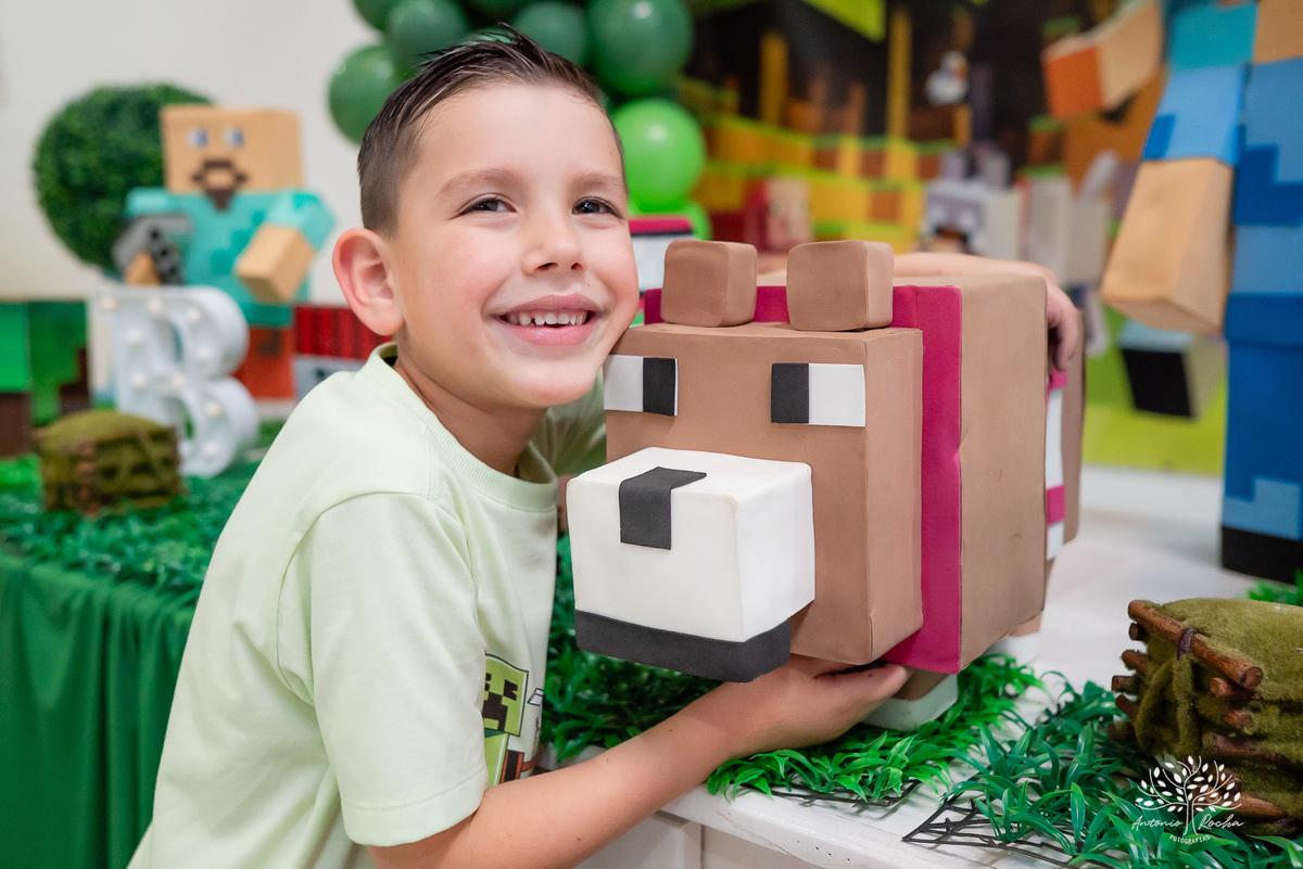 Bernardo – Bê – Douglas – Bianca - Antonella - Criança Feliz – Fotografia de Família – Minecraft - Parabéns – Antonio Rocha Fotografias – Pelotasv