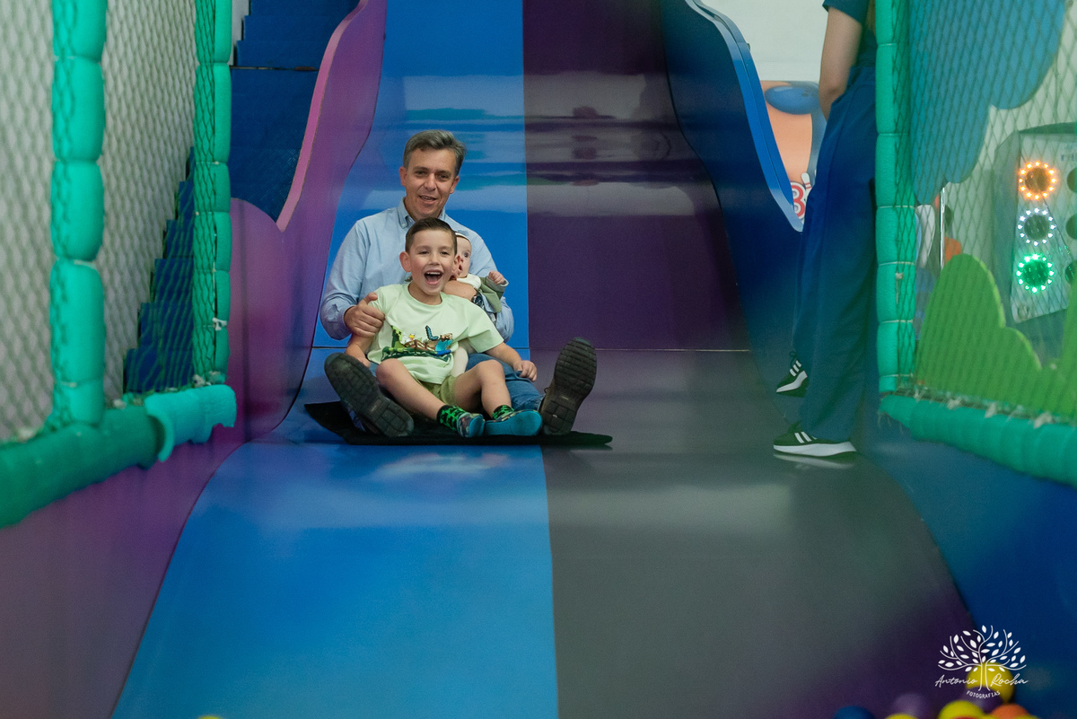 Bernardo – Bê – Douglas – Bianca - Antonella - Criança Feliz – Fotografia de Família – Minecraft - Parabéns – Antonio Rocha Fotografias – Pelotas