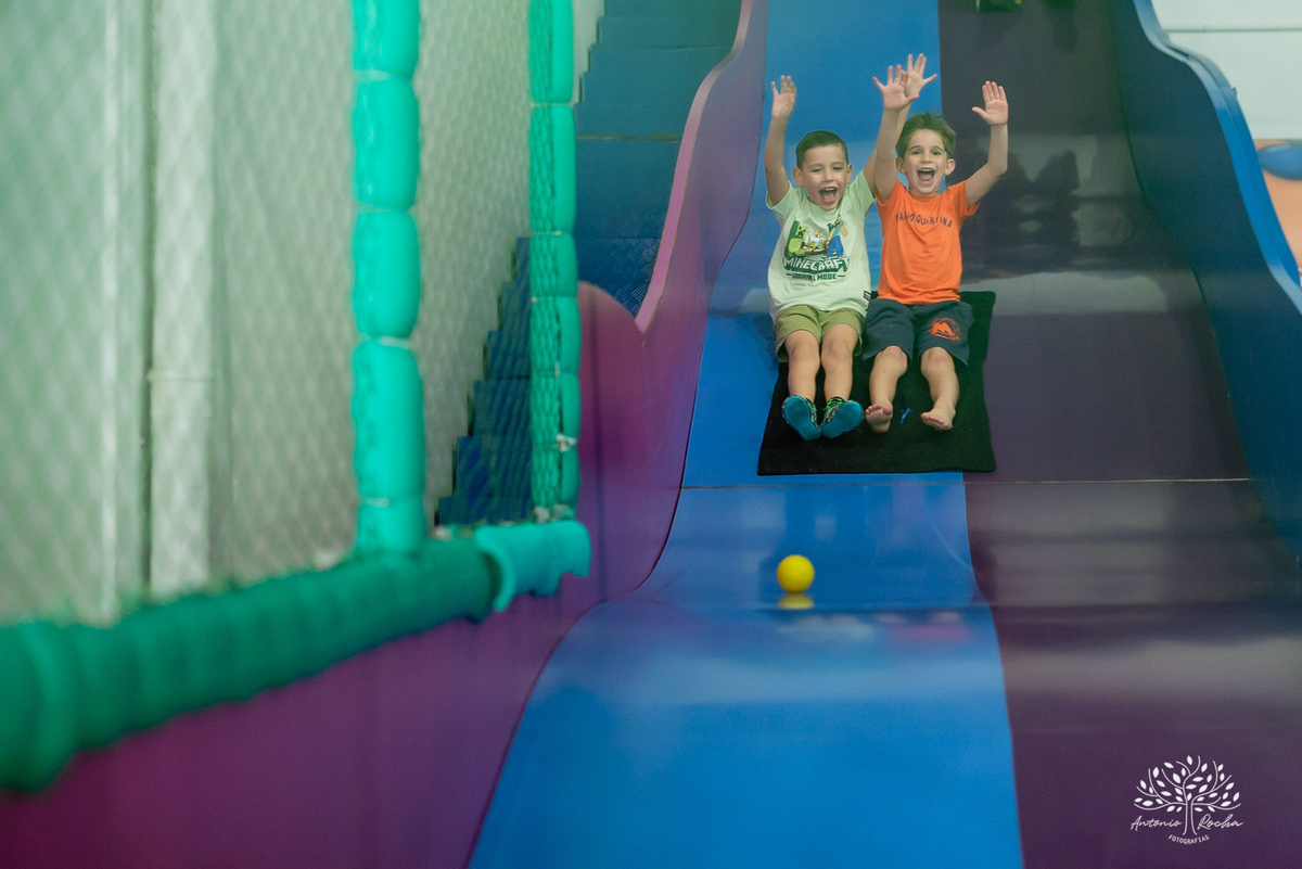 Bernardo – Bê – Douglas – Bianca - Antonella - Criança Feliz – Fotografia de Família – Minecraft - Parabéns – Antonio Rocha Fotografias – Pelotas