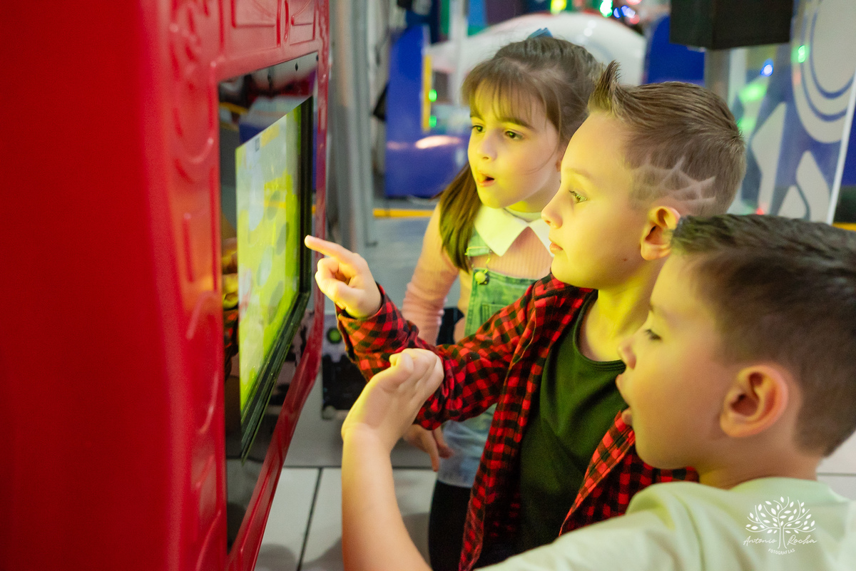 Bernardo – Bê – Douglas – Bianca - Antonella - Criança Feliz – Fotografia de Família – Minecraft - Parabéns – Antonio Rocha Fotografias – Pelotas