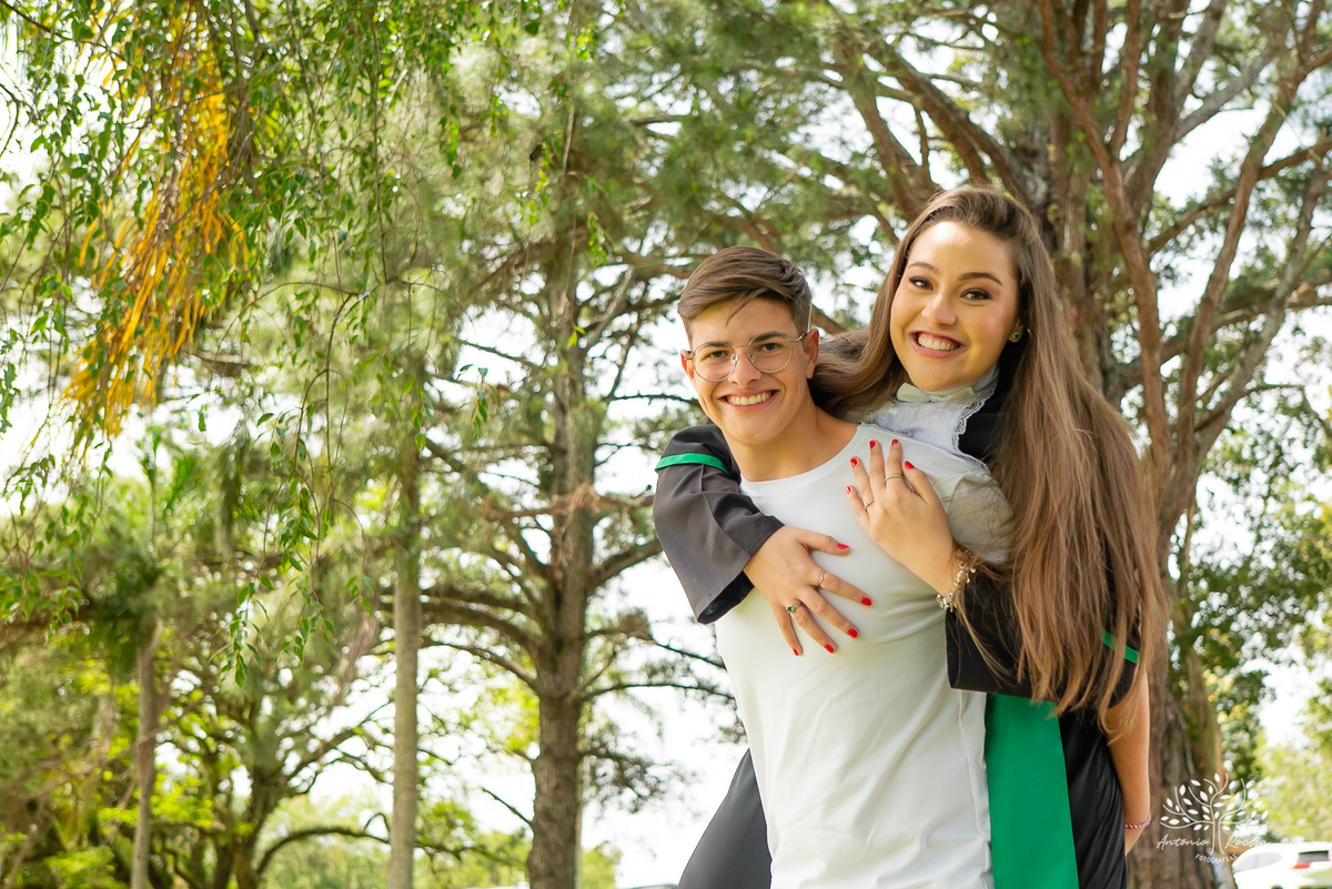 Maria Vitória Turri – Formaturaa – Medicina – UCPel – ATM24 – Pelotas – Satolep – Antonio Rocha Fotografias – Ensaio Externo – Clube Campestre