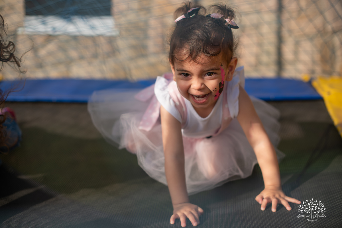 Martina - 2 anos - Festa Infantil - Festa de Criança - Fotografia de Família - Minnie - Kaka Baby Sitteer - Batom - Docinho - Primeiro Doce - Antonio Rocha Fotografias - Satolep - Pelotas