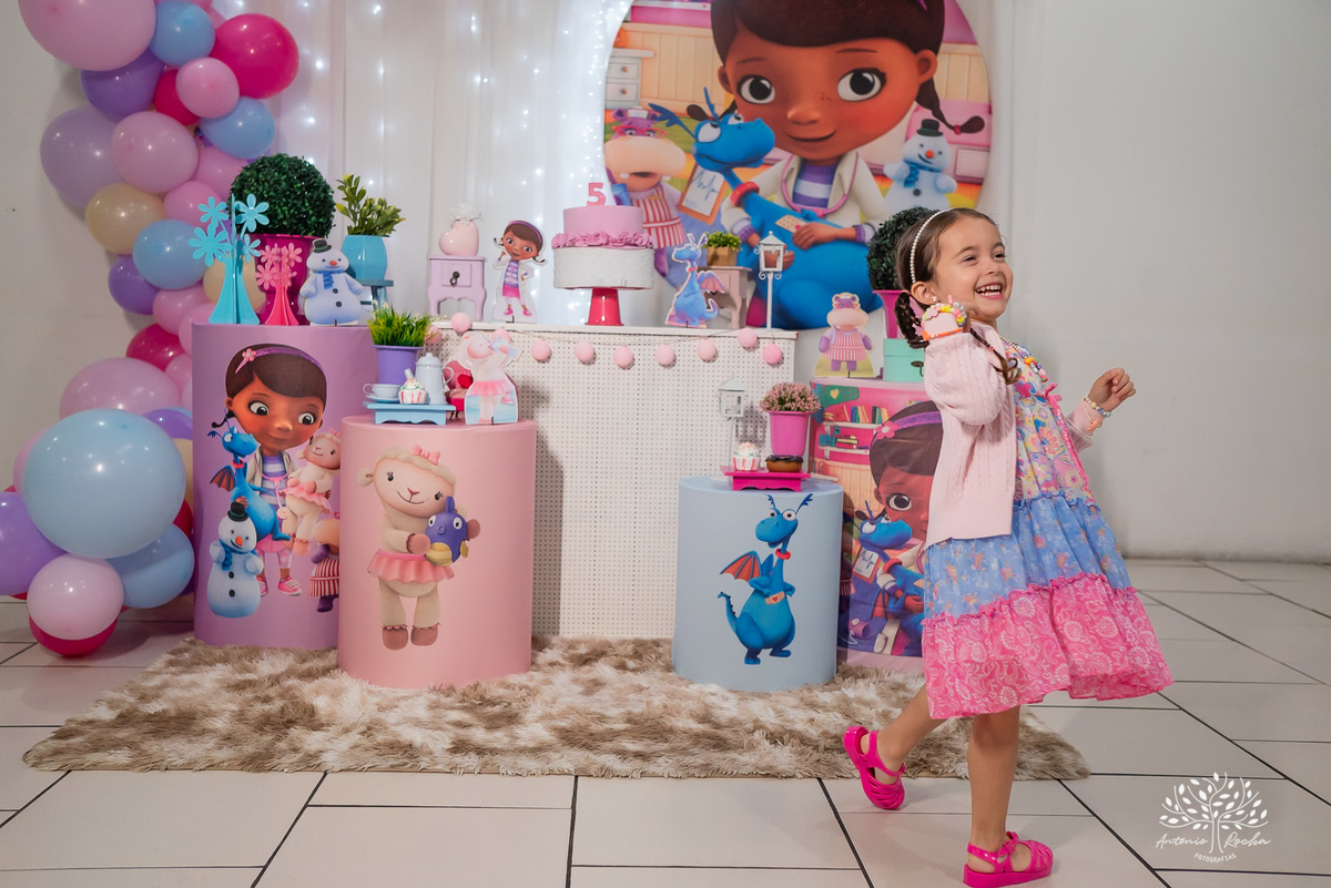 Esther – 5 anos - Festa Infantil - Festa de Criança - Fotografia de Família – Doutora Brinquedos - Antonio Rocha Fotografias - Satolep - Pelotas