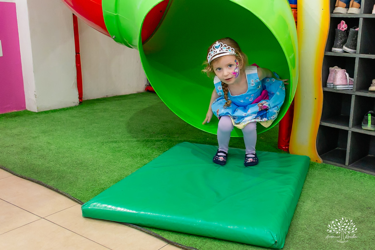 Isabela – 4 anos -  Festa Infantil - Festa de Criança - Fotografia de Família – Fronzen – Olof - Antonio Rocha Fotografias - Satolep - Pelotas