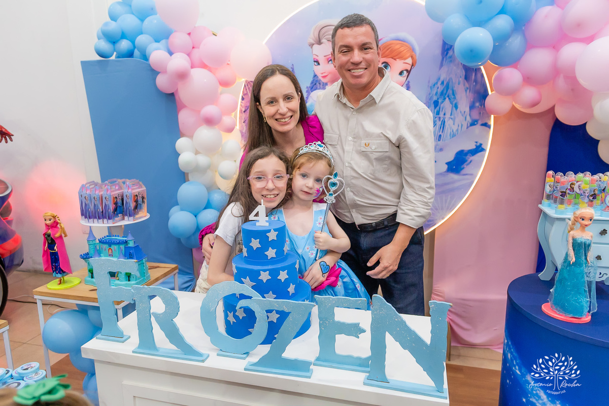 Isabela – 4 anos -  Festa Infantil - Festa de Criança - Fotografia de Família – Fronzen – Olof - Antonio Rocha Fotografias - Satolep - Pelotas