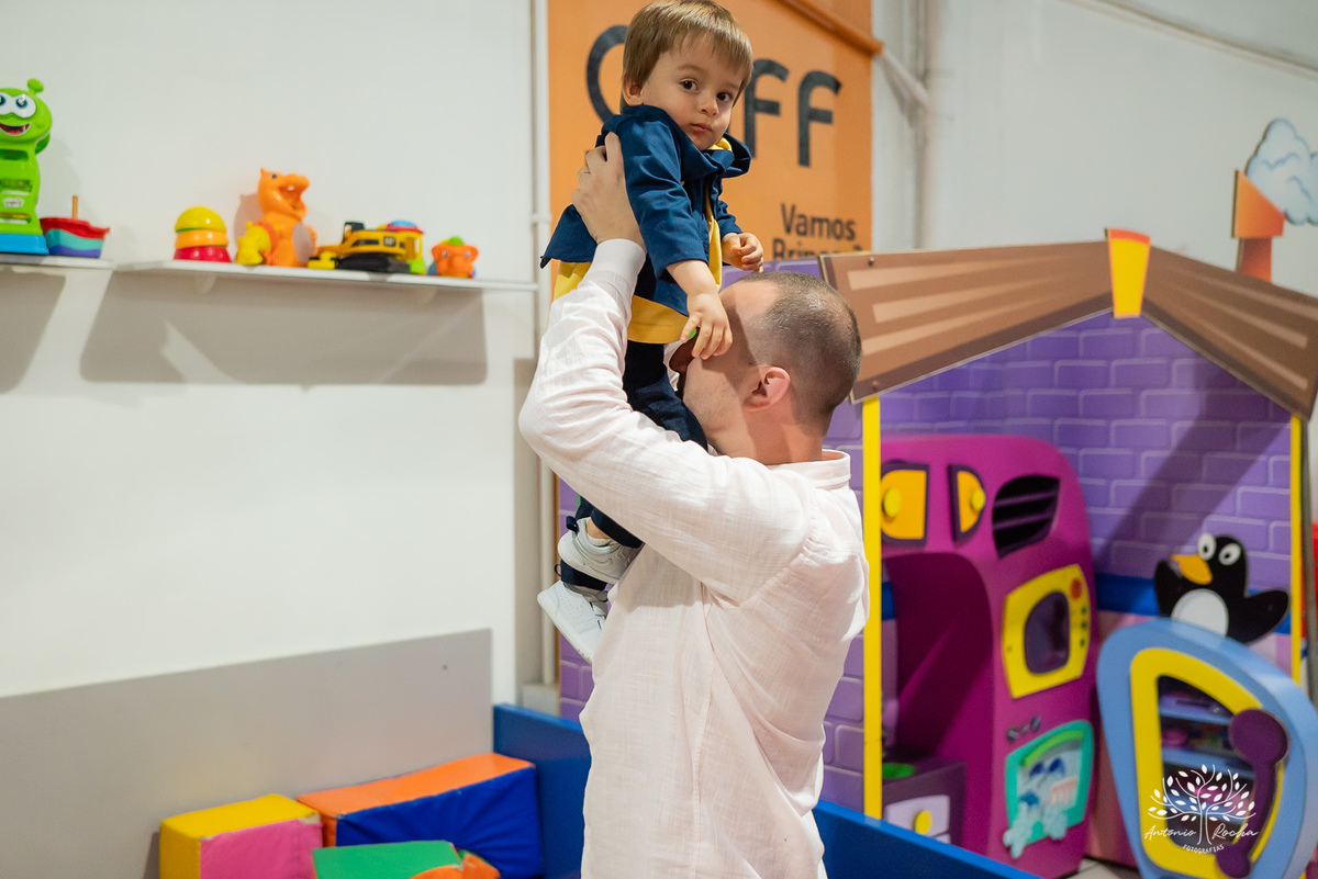 Pedro – 2 anos - Festa Infantil - Festa de Criança - Fotografia de Família – Camila - Menino Maluquinho – Antonio Rocha Fotografias - Satolep - Pelotas