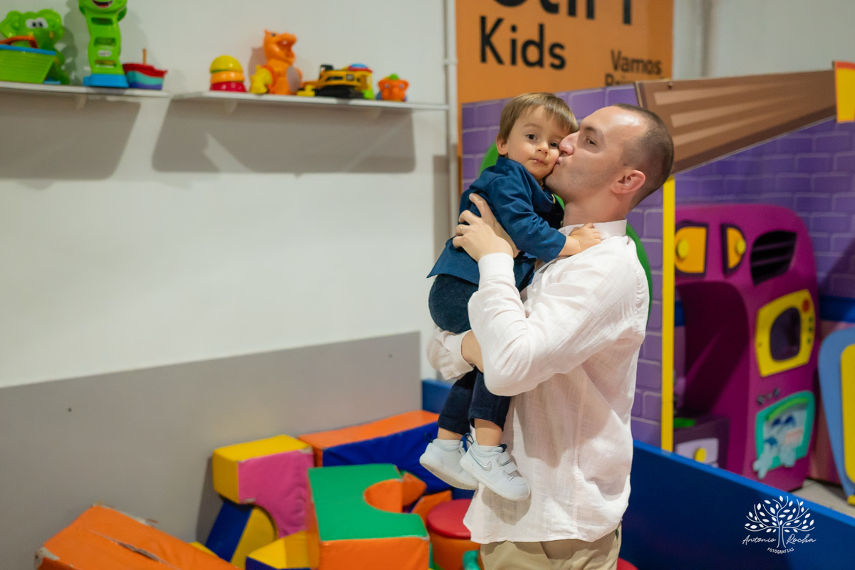 Pedro – 2 anos - Festa Infantil - Festa de Criança - Fotografia de Família – Camila - Menino Maluquinho – Antonio Rocha Fotografias - Satolep - Pelotas