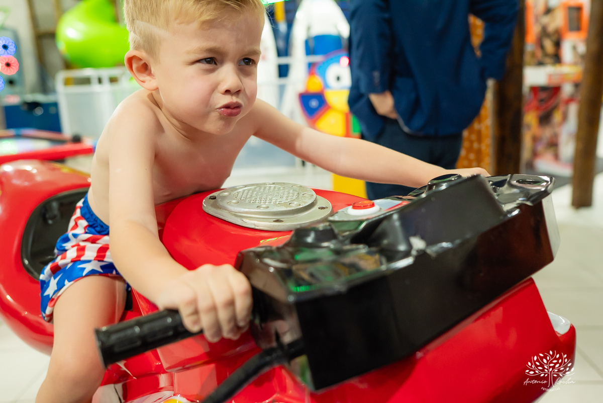 Theo - 5 anos - Festa Infantil - Festa de Criança - Fotografia de Família – Rocky Balboa – Henrique Karam – Gabriela Riva – Antonio Rocha Fotografias - Satolep - PelotasTheo - 5 anos - Festa Infantil - Festa de Criança - Fotografia de Família – Rocky Balb