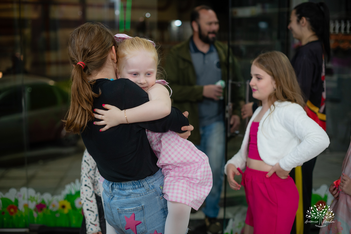 Lavínia – Lala – 5 anos – Robson – Simone - Festa Infantil - Festa de Criança - Fotografia de Família – Barbie– Tio Guigui – Antonio Rocha Fotografias - Satolep - Pelotas