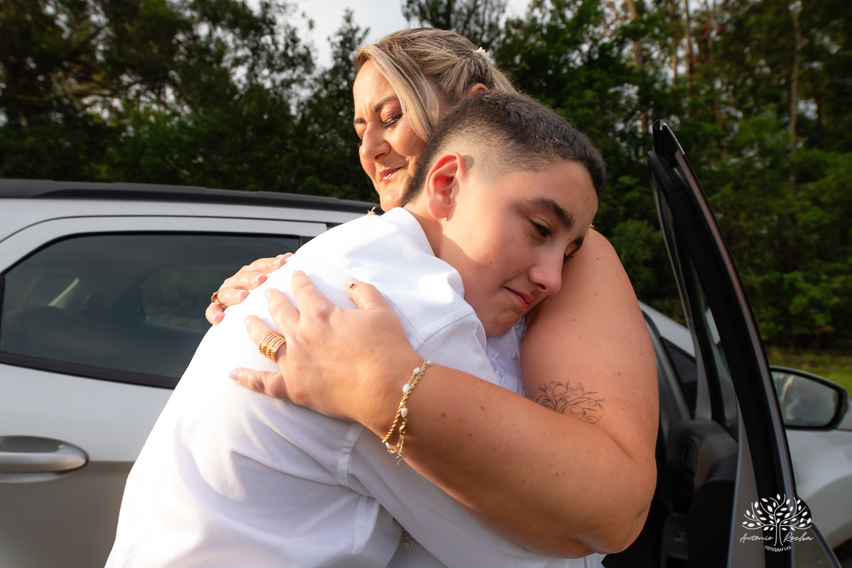 Casamento Cata e Dani - Catarina e Daniel - Clube Caça e Pesca - Casamento ao ar livre - buquê - noivo - noiva - filhos - alianças - pajem - aia - vestido de noiva - Antonio Rocha Fotografias - Pelotas - RS - Cerimônia e Festa de Casamento - Fábio Saraiva
