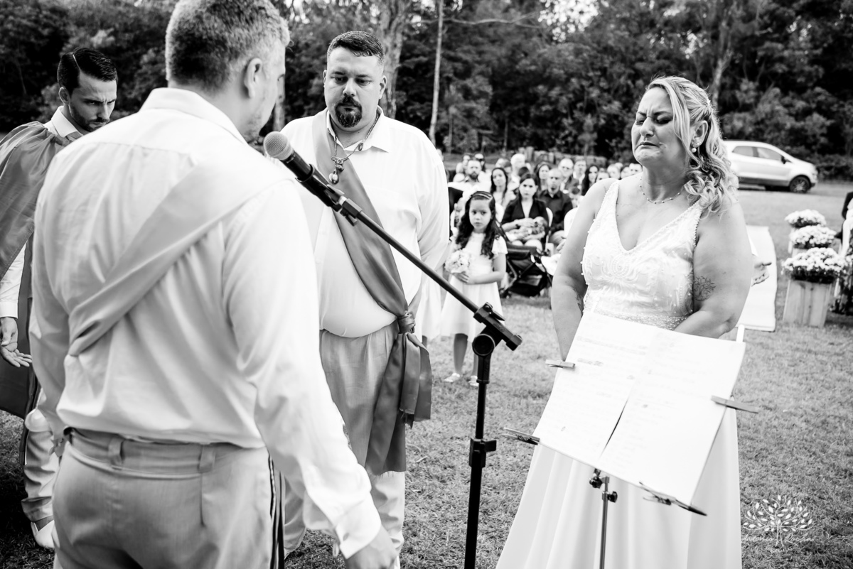 Casamento Cata e Dani - Catarina e Daniel - Clube Caça e Pesca - Casamento ao ar livre - buquê - noivo - noiva - filhos - alianças - pajem - aia - vestido de noiva - Antonio Rocha Fotografias - Pelotas - RS - Cerimônia e Festa de Casamento - Fábio Saraiva