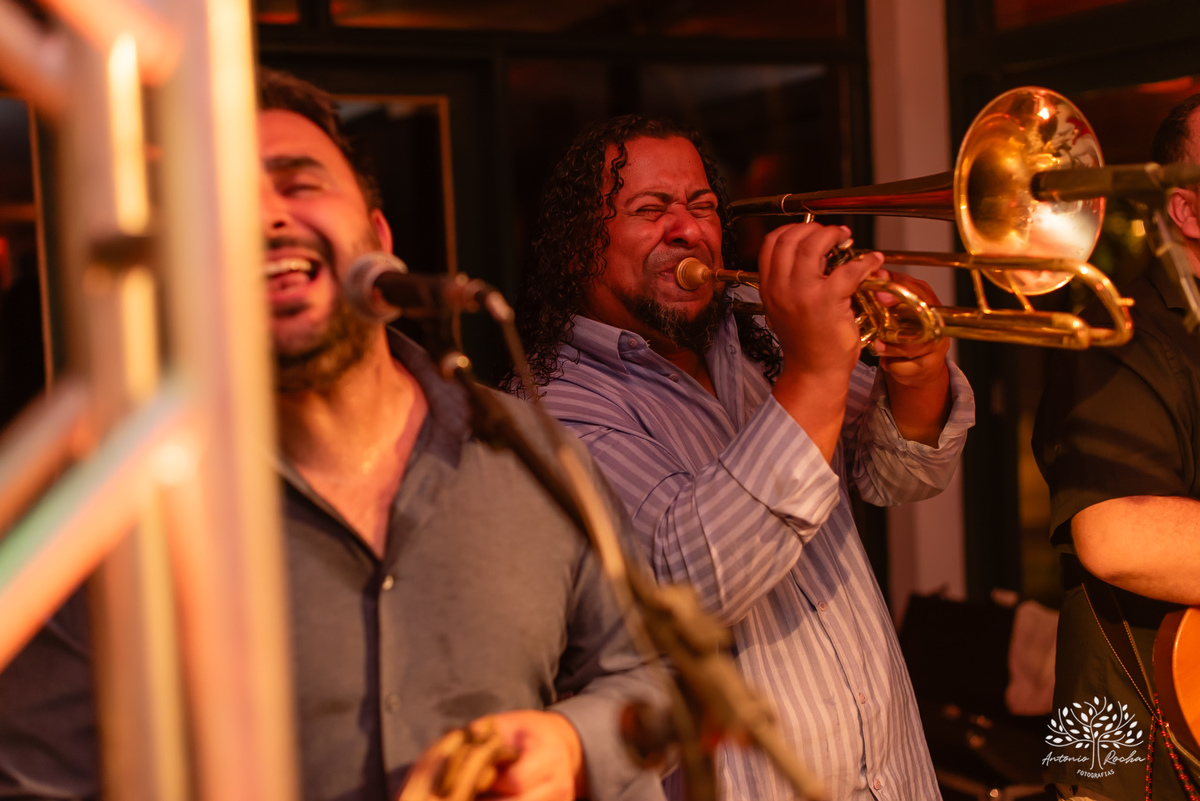 Casamento Cata e Dani - Catarina e Daniel - Clube Caça e Pesca - Casamento ao ar livre - buquê - noivo - noiva - filhos - alianças - pajem - aia - vestido de noiva - Antonio Rocha Fotografias - Pelotas - RS - Cerimônia e Festa de Casamento - Fábio Saraiva