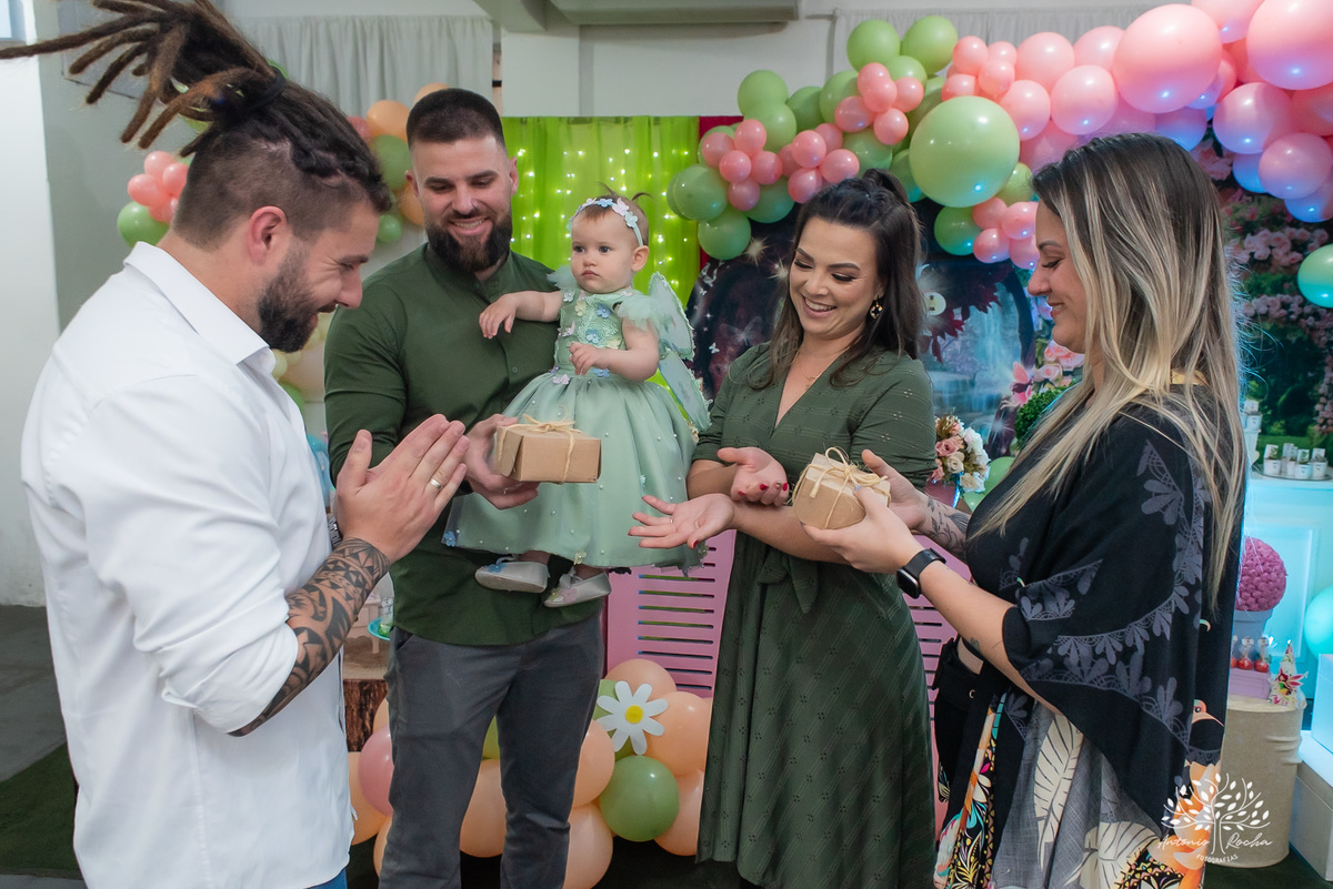 Zoe – 1 ano – Primeiro Aninho – Desirée - Gustavo - Festa Infantil - Festa de Criança - Fotografia de Família – Mundo das Fadas - Fadinha - Lúdico – Toq Festas - Salão de festas - decoração - Pelotas - Antonio Rocha