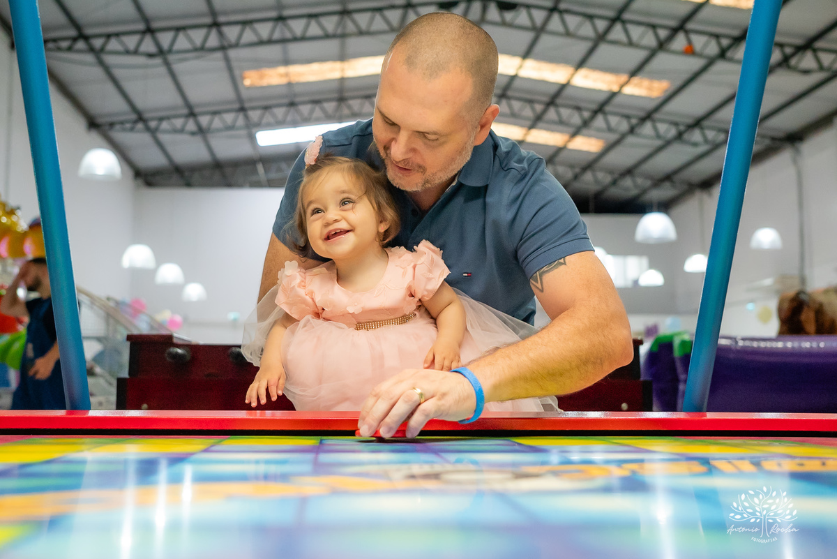 Alice – 1 ano – Igor – Márcia - Festa Infantil - Festa de Criança - Fotografia de Família - Circo - Lúdico – Cliff Kids - Salão de Festas Infantil – Decoração Temática de Circo - Pelotas - Antonio Rocha