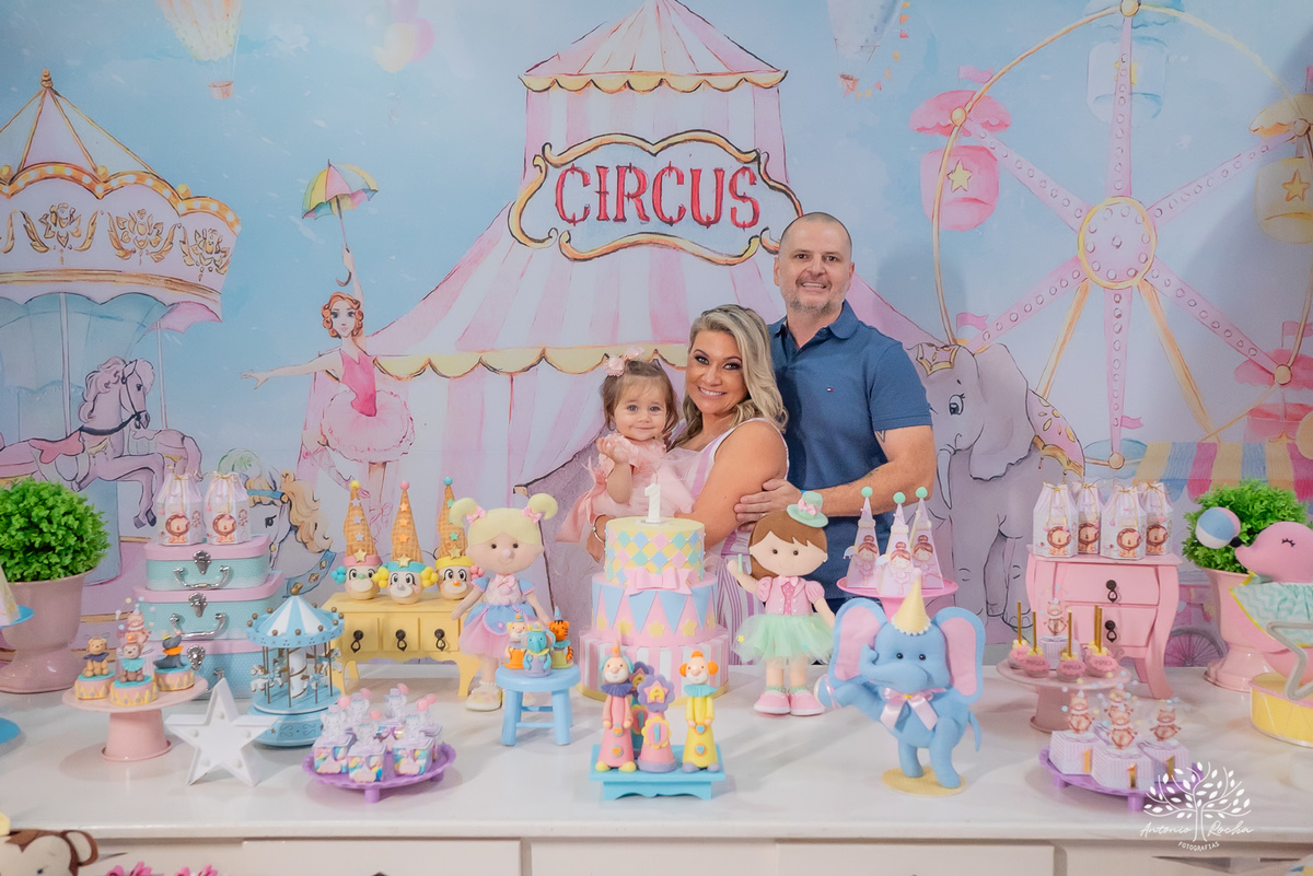 Alice – 1 ano – Igor – Márcia - Festa Infantil - Festa de Criança - Fotografia de Família - Circo - Lúdico – Cliff Kids - Salão de Festas Infantil – Decoração Temática de Circo - Pelotas - Antonio Rocha